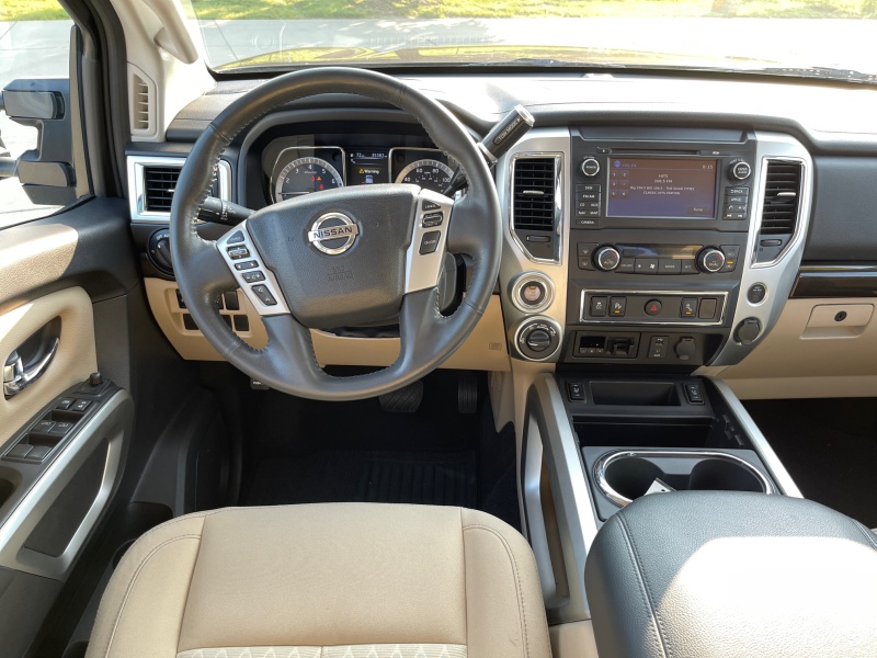 2017 Nissan Titan