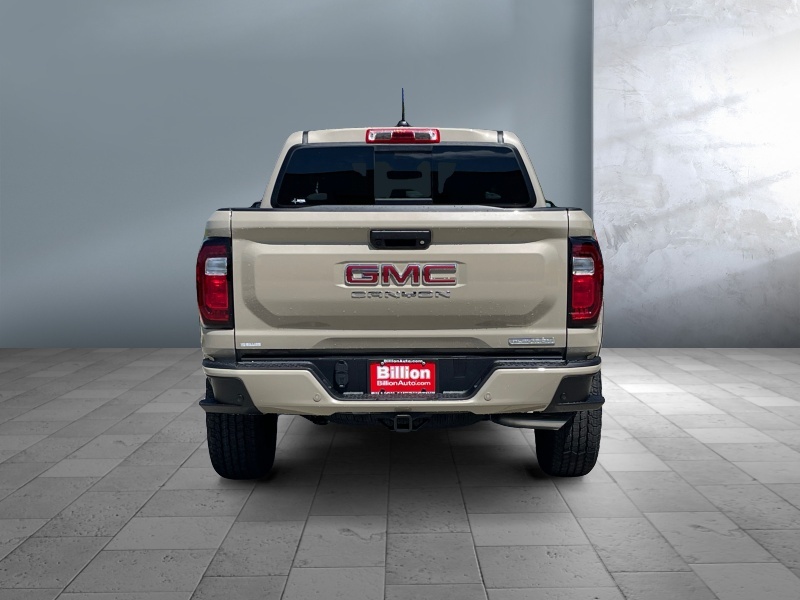 2024 GMC Canyon