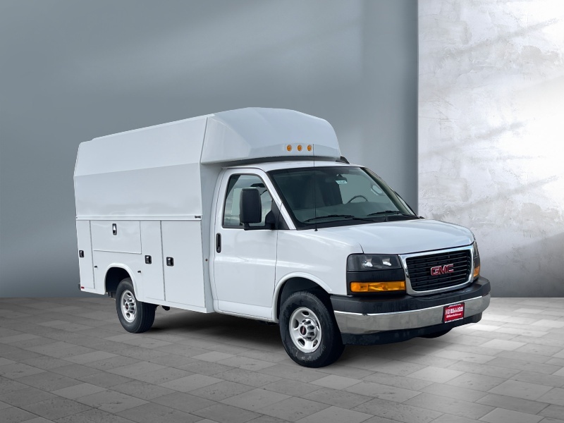 2024 GMC Savana Commercial Cutaway