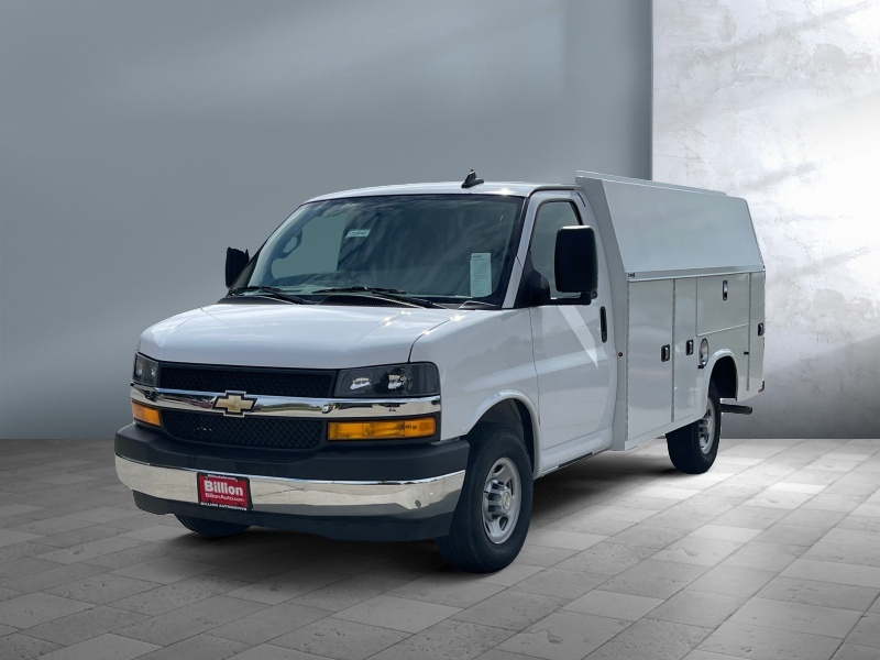 New 2024 Chevrolet Express Commercial Cutaway 3500 Van 139 Van