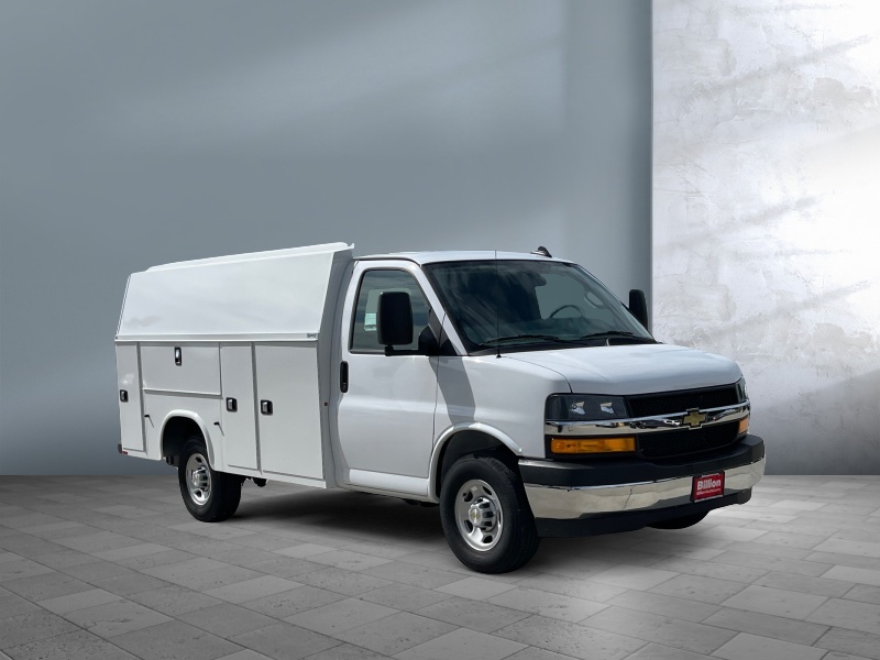 2024 Chevrolet Express Commercial Cutaway