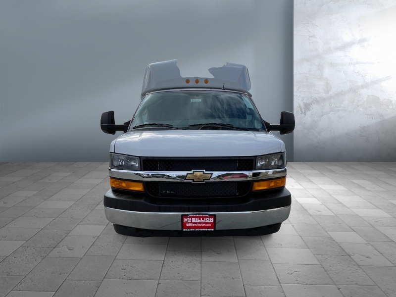 2024 Chevrolet Express Commercial Cutaway