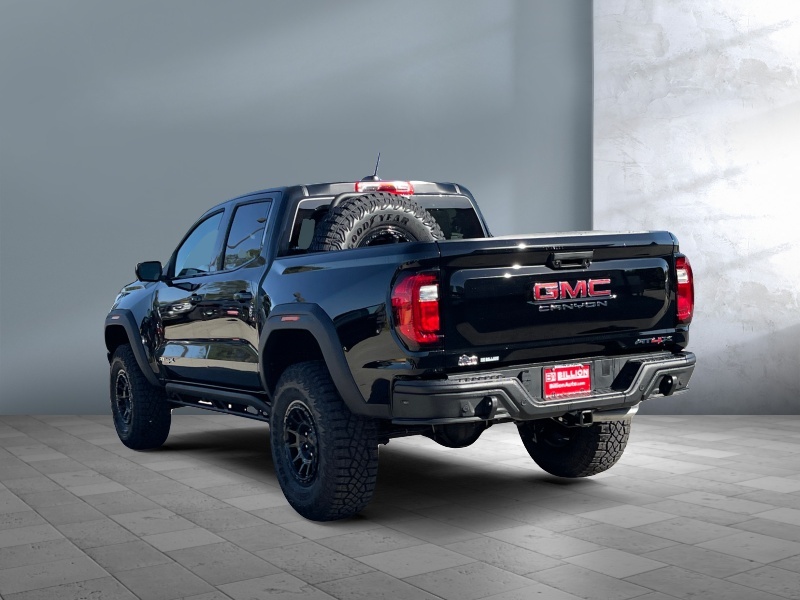 2024 GMC Canyon