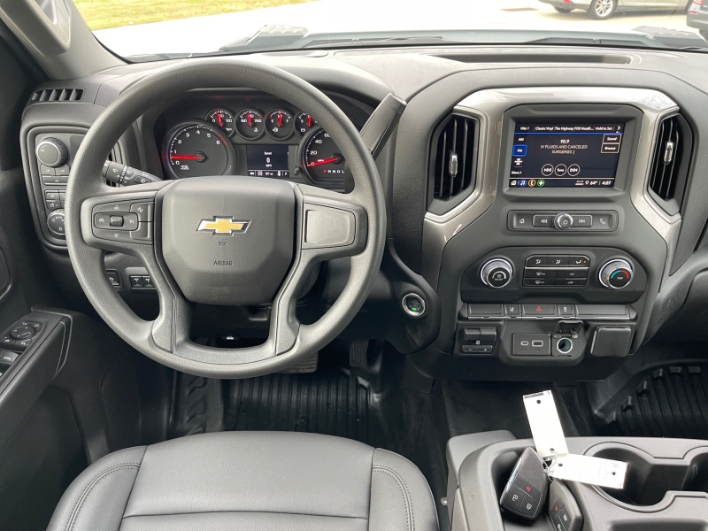 2024 Chevrolet Silverado 3500HD CC