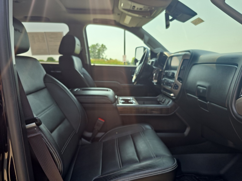 2015 GMC Sierra 2500HD available WiFi