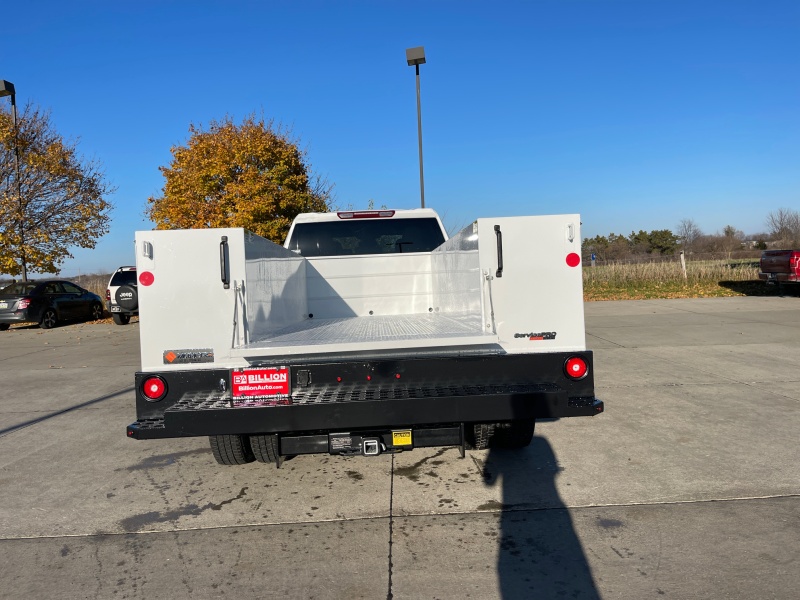 2024 Chevrolet Silverado 3500HD CC