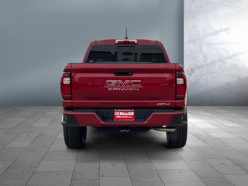 2024 GMC Canyon