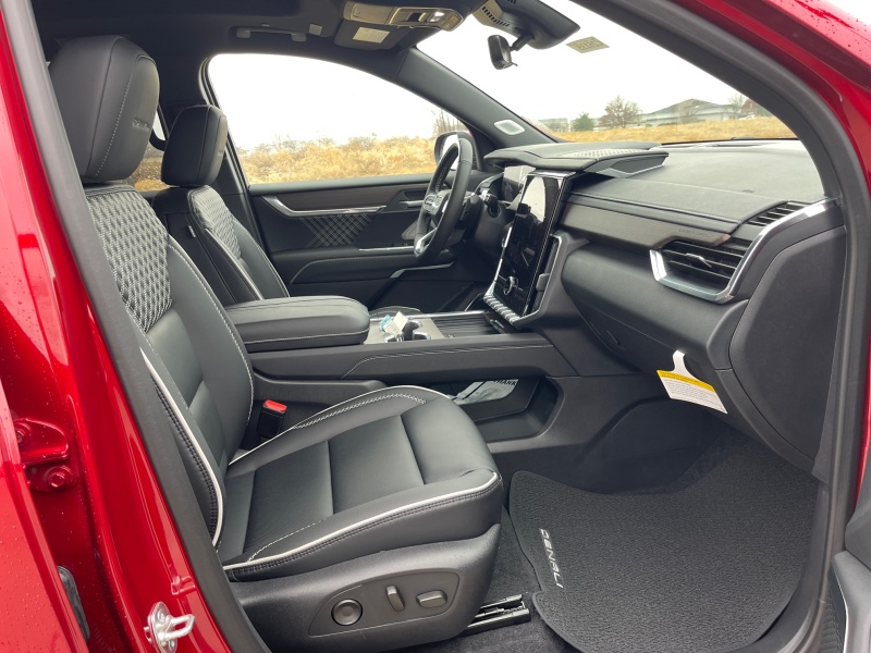 2025 GMC Acadia