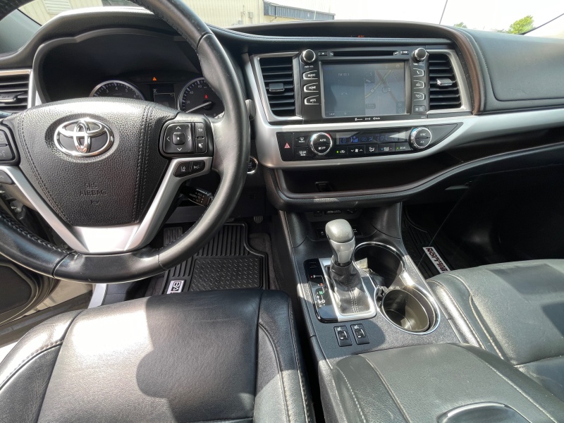 2017 Toyota Highlander