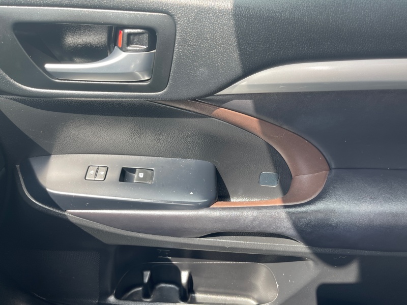 2017 Toyota Highlander