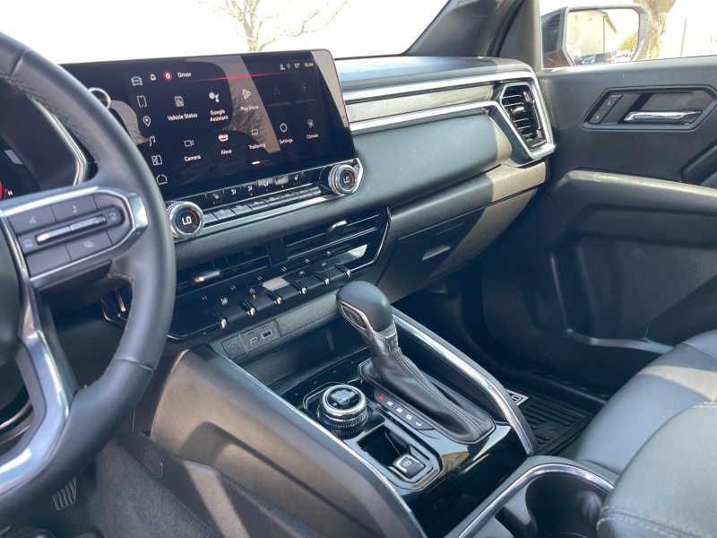2024 GMC Canyon