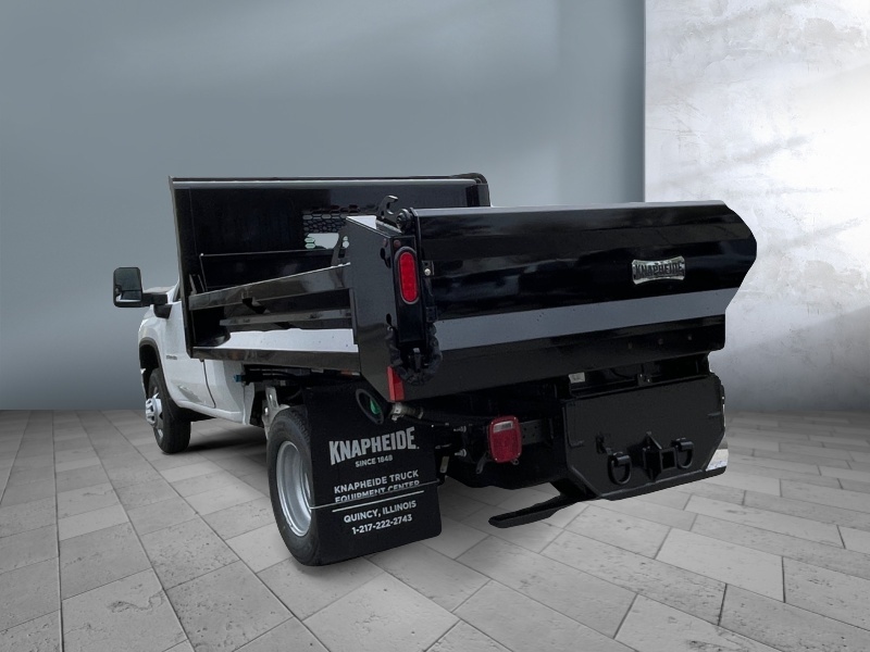 2025 Chevrolet Silverado 3500HD CC