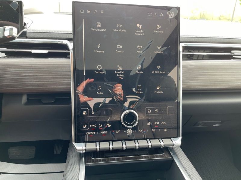 2025 GMC Sierra EV