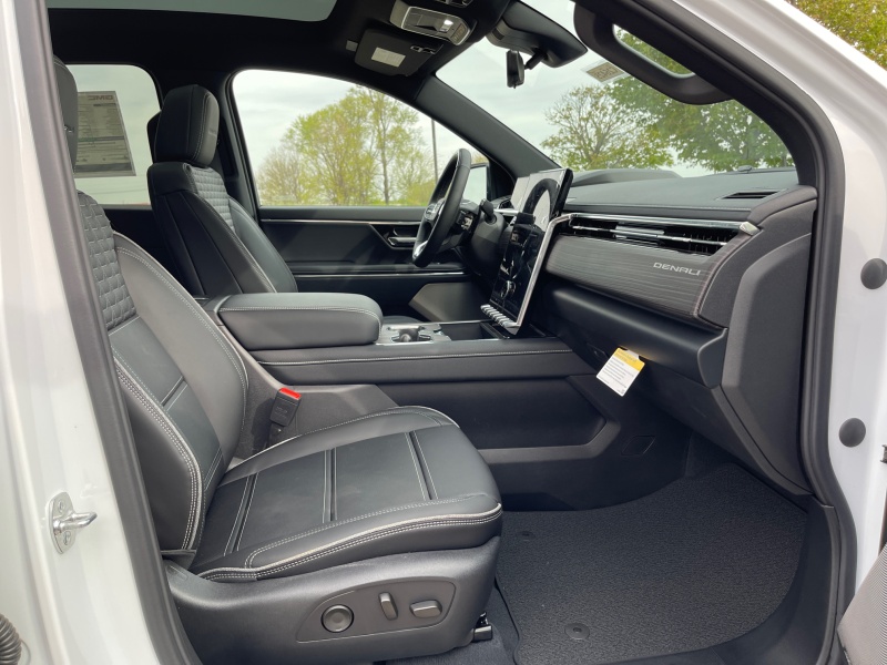 2025 GMC Sierra EV