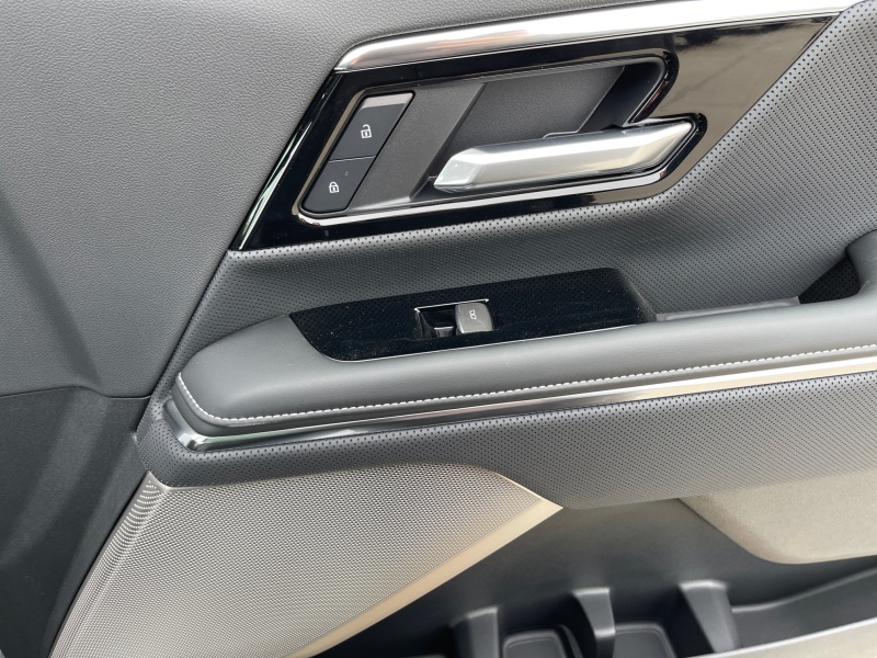 2025 GMC Sierra EV