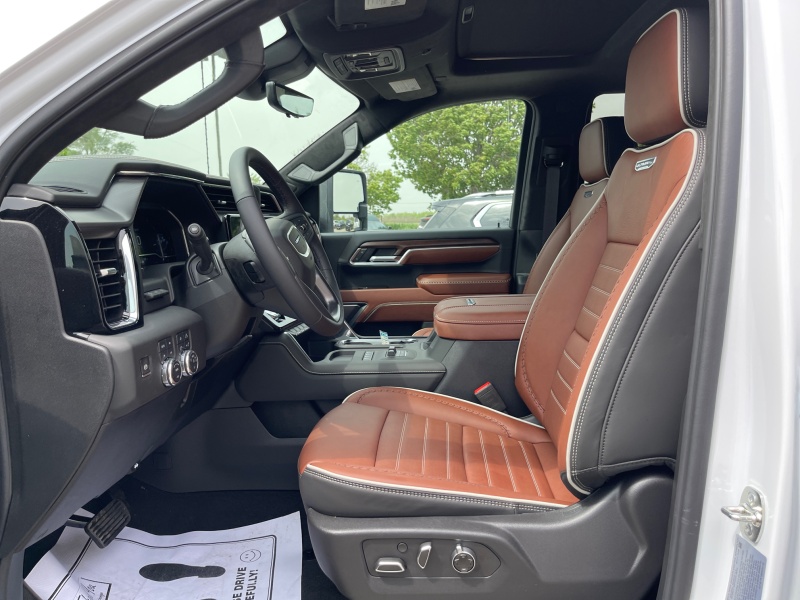 2025 GMC Sierra 3500HD