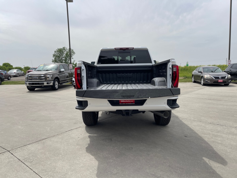2025 GMC Sierra 3500HD