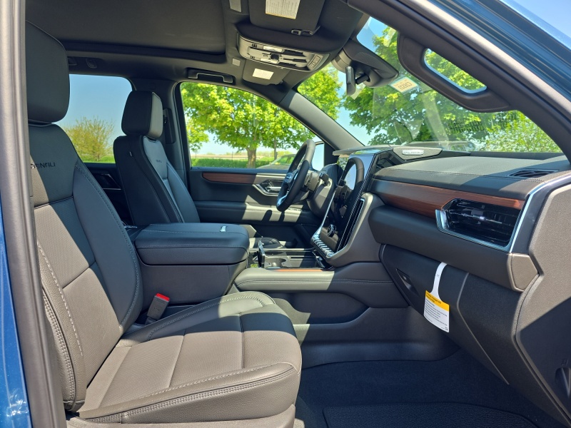 2025 GMC Yukon XL