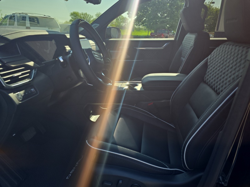 2025 GMC Acadia