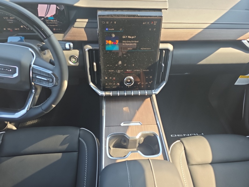 2025 GMC Acadia