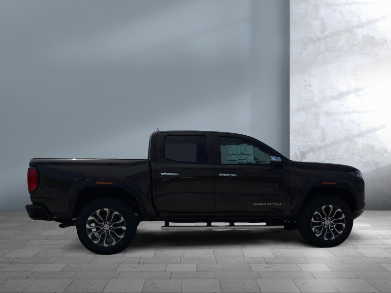 2025 GMC Canyon