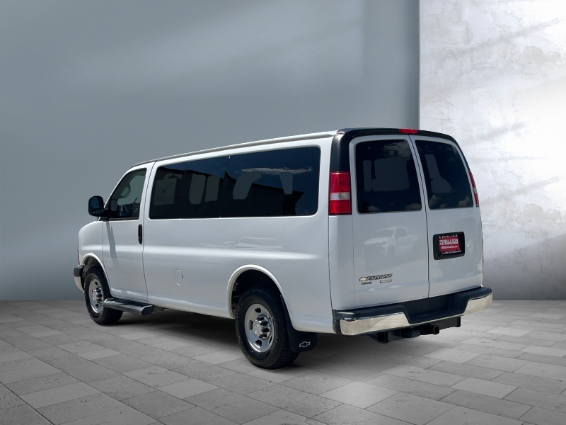 2016 Chevrolet Express Passenger