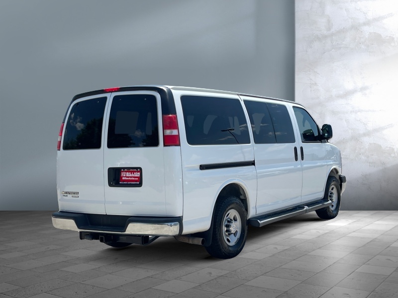 2016 Chevrolet Express Passenger