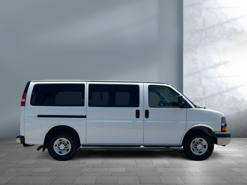 2016 Chevrolet Express Passenger