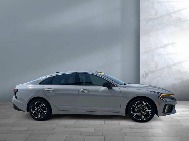 2025 Kia K5