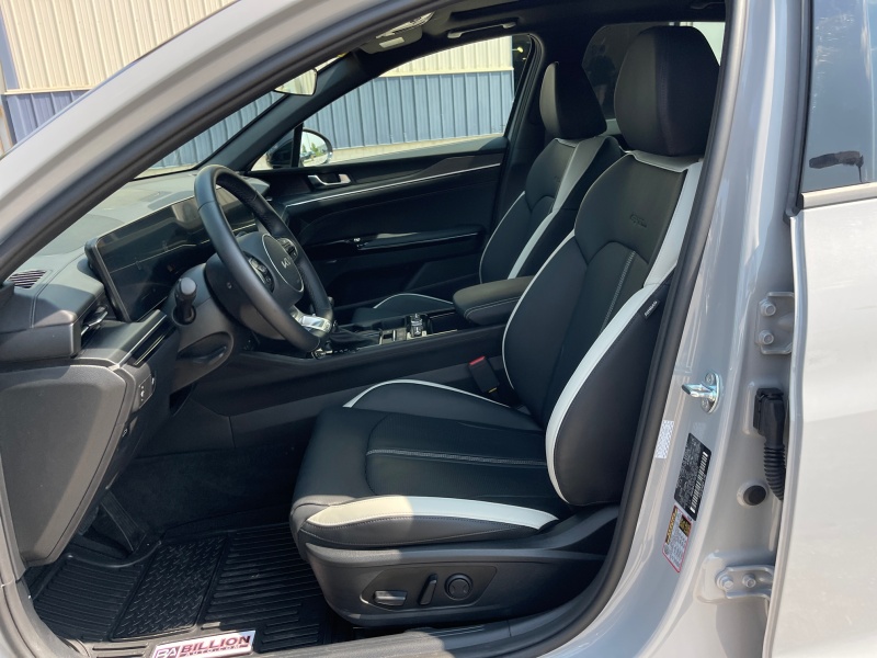 2025 Kia K5
