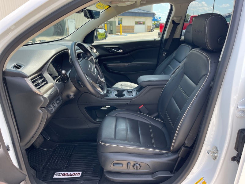 2022 GMC Acadia