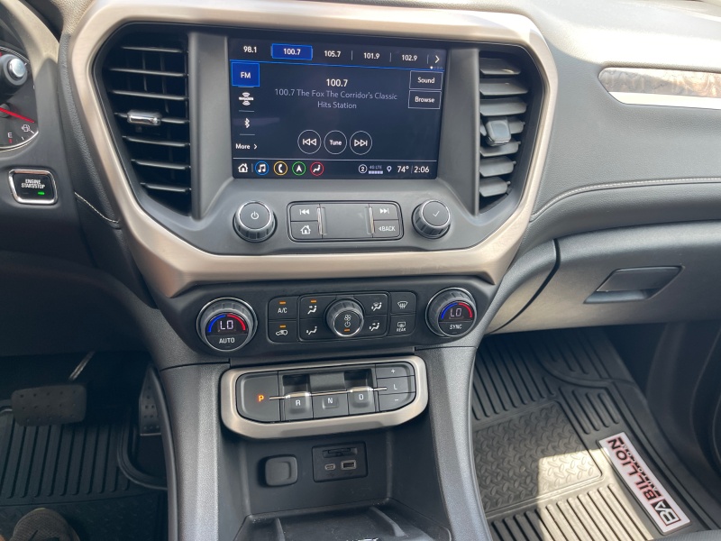 2022 GMC Acadia