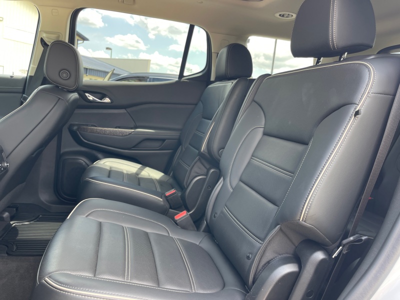 2022 GMC Acadia