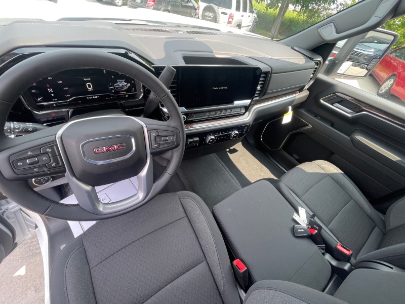 2025 GMC Sierra 2500HD