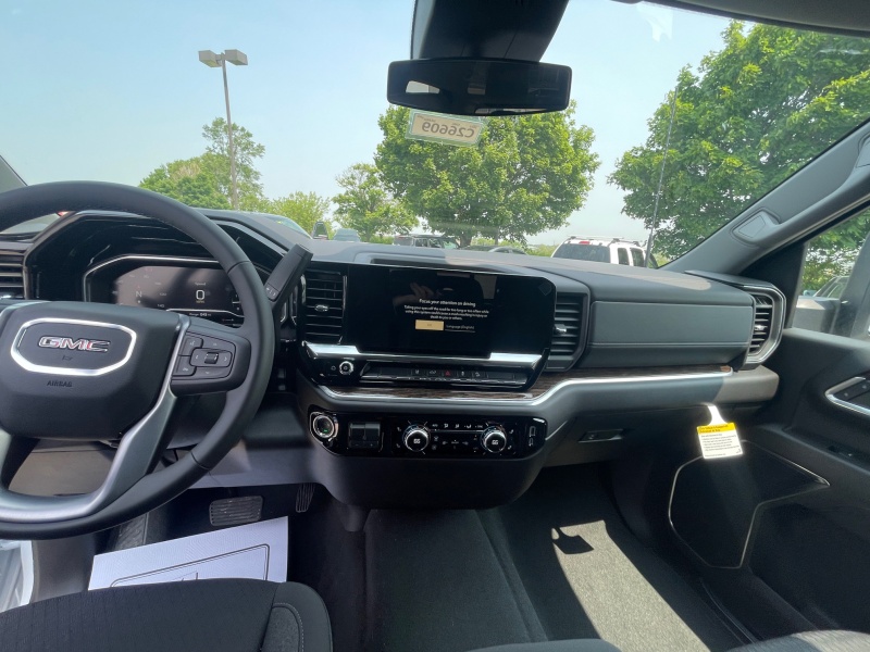 2025 GMC Sierra 2500HD