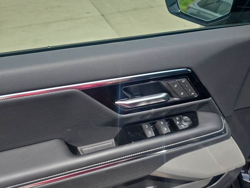 2025 GMC Sierra EV