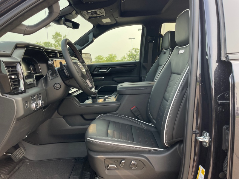 2025 GMC Sierra 1500