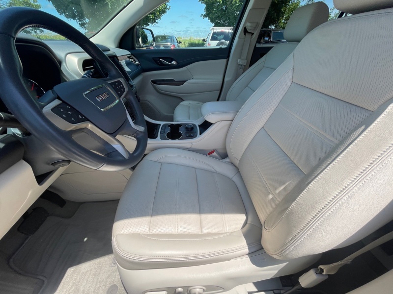 2020 GMC Acadia