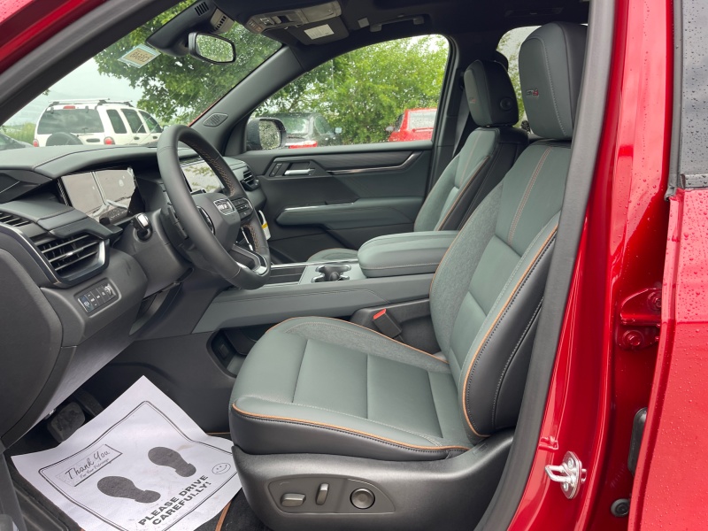 2025 GMC Acadia