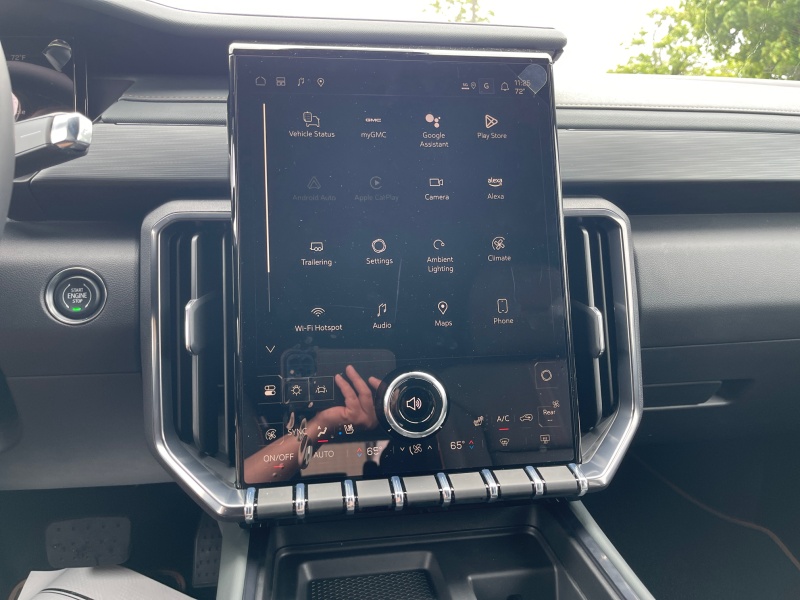 2025 GMC Acadia