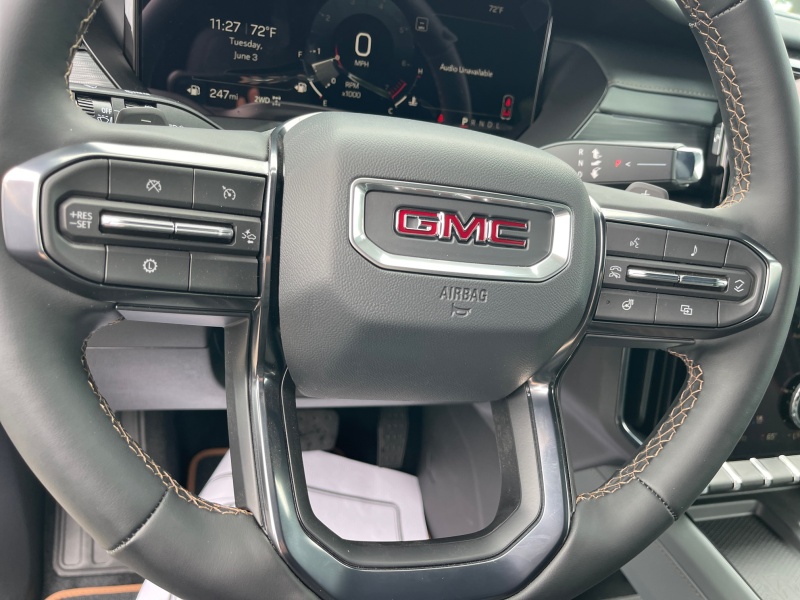 2025 GMC Acadia