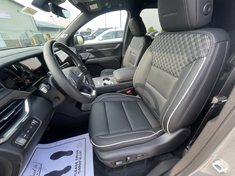 2025 GMC Acadia