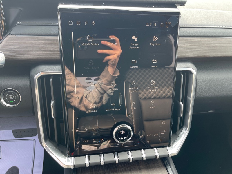 2025 GMC Acadia