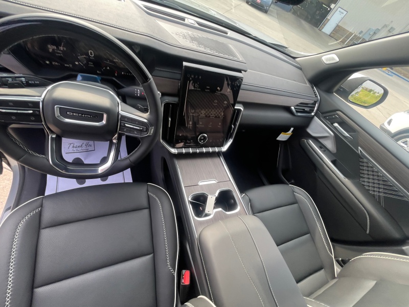 2025 GMC Acadia