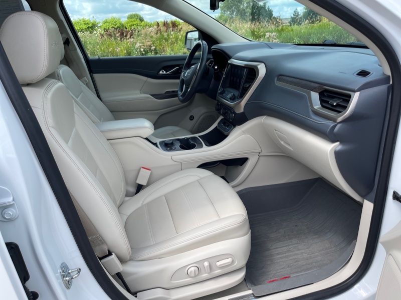 2021 GMC Acadia