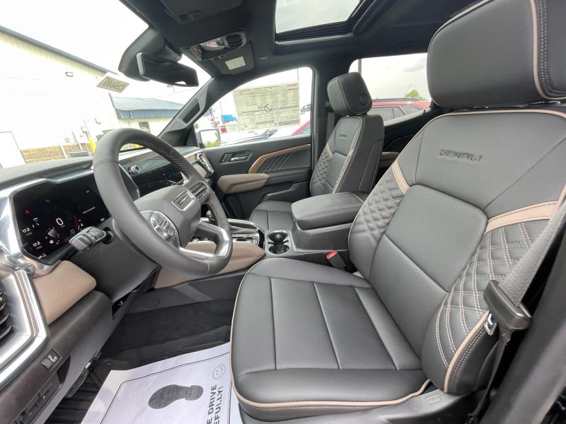 2025 GMC Canyon