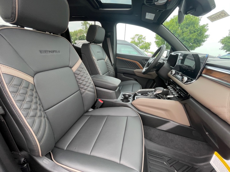 2025 GMC Canyon