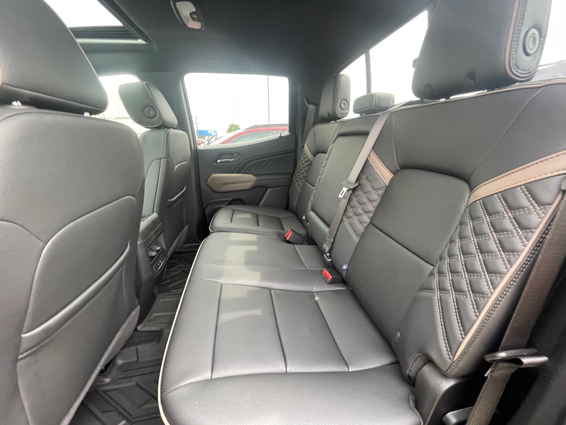 2025 GMC Canyon