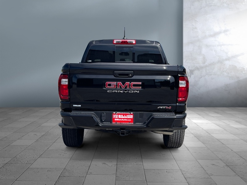 2025 GMC Canyon