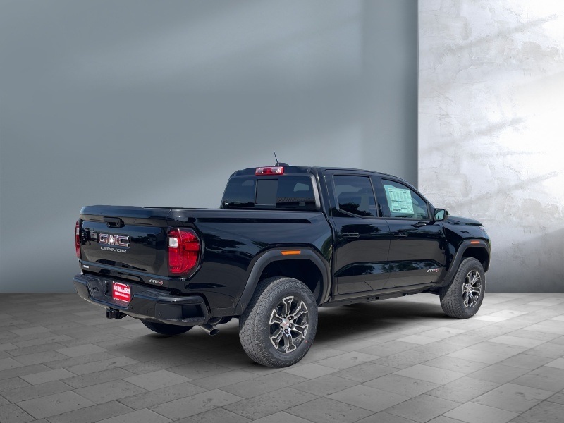 2025 GMC Canyon